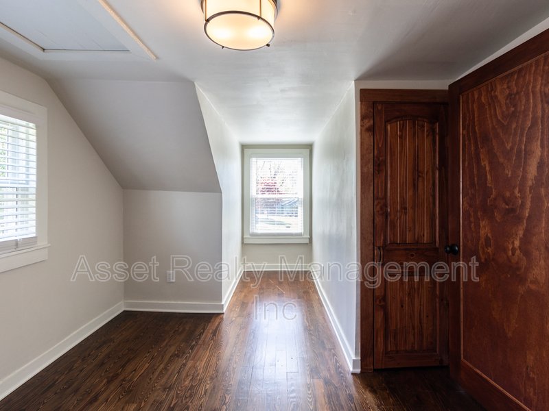 408 Oakland Street property image