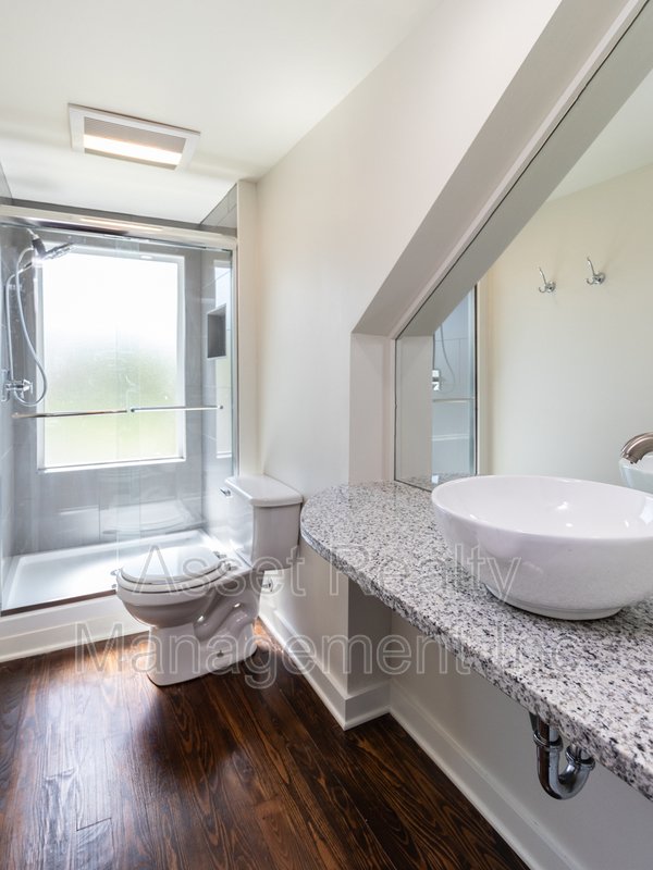 408 Oakland Street property image