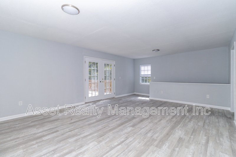 770 Mahoney Road - 1 property image