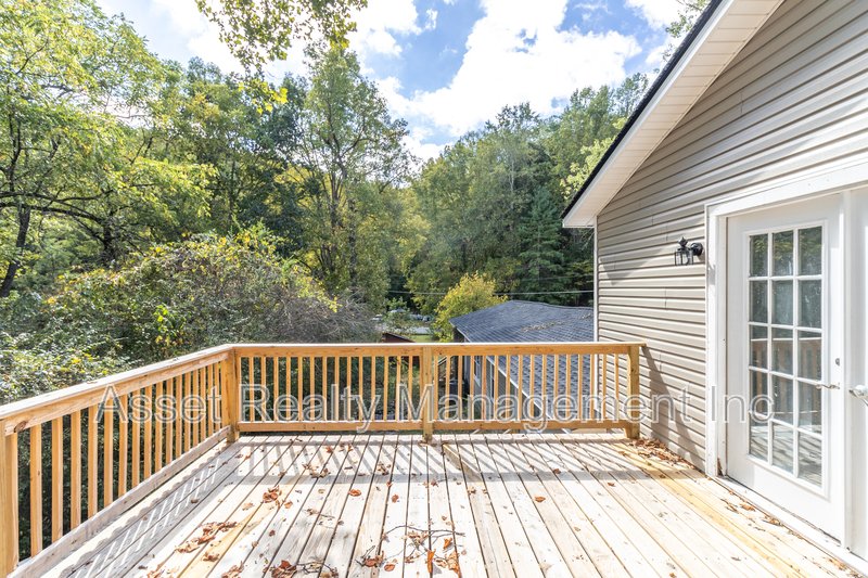 770 Mahoney Road - 1 property image