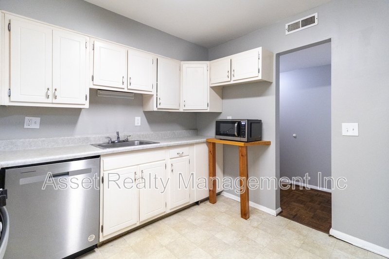 3636 Taliluna Avenue unit 216 property image