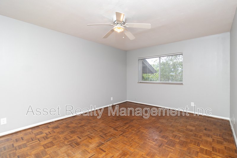 3636 Taliluna Avenue unit 216 property image