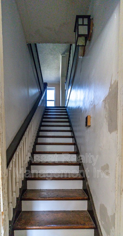 221 Hawthorne Avenue - 3 property image