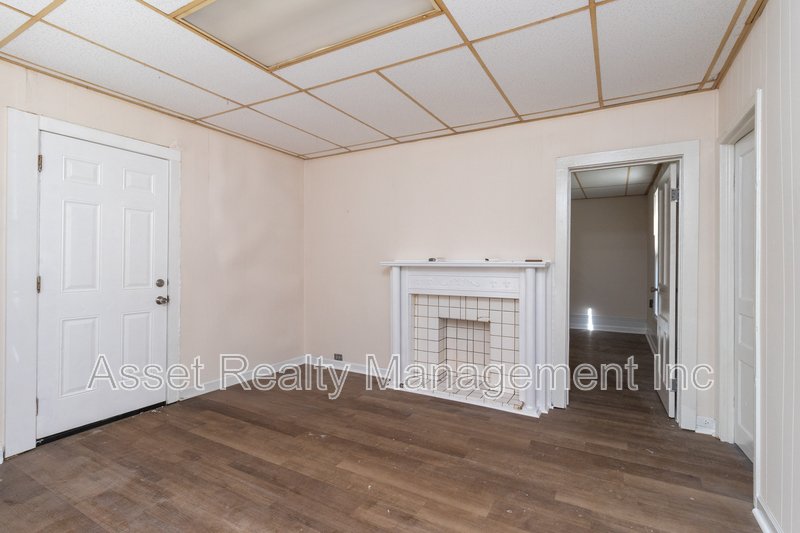 221 Hawthorne Avenue - 2 property image