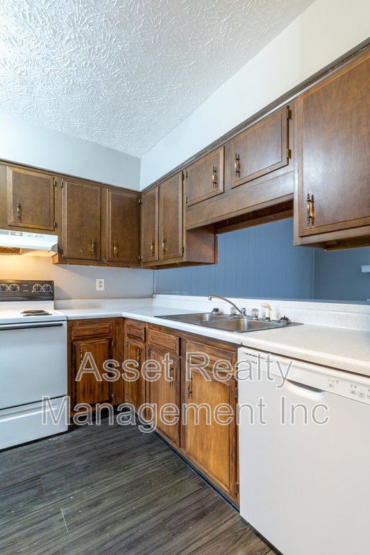 9157 Cedarpark Ln- B *COMING SOON* property image