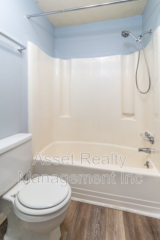 9157 Cedarpark Ln D property image