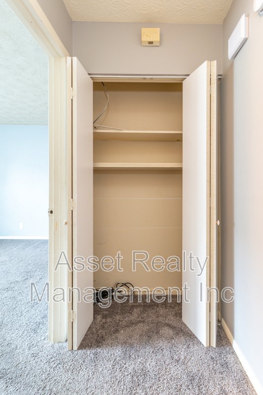 9157 Cedarpark Ln D property image