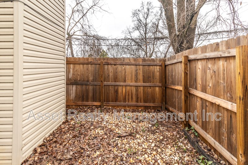 9157 Cedarpark Ln D property image