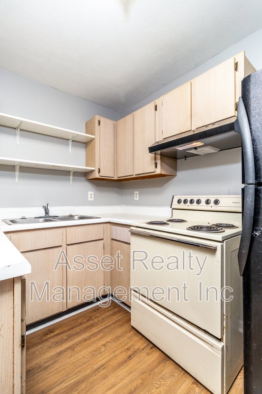 521 Evelyn Avenue *COMING SOON* property image