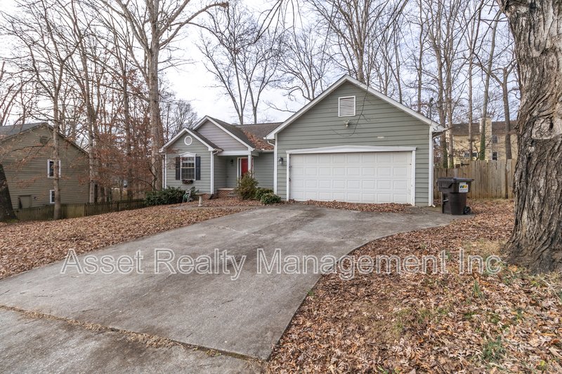 1405 Wenlock Road property image