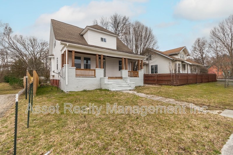 3043 East 5th Avenue - 1 property image