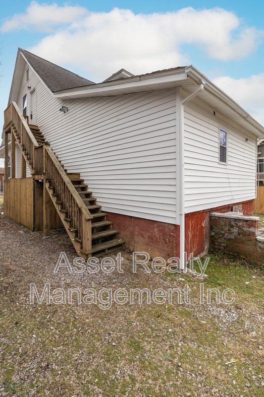 3043 East 5th Avenue - 1 property image